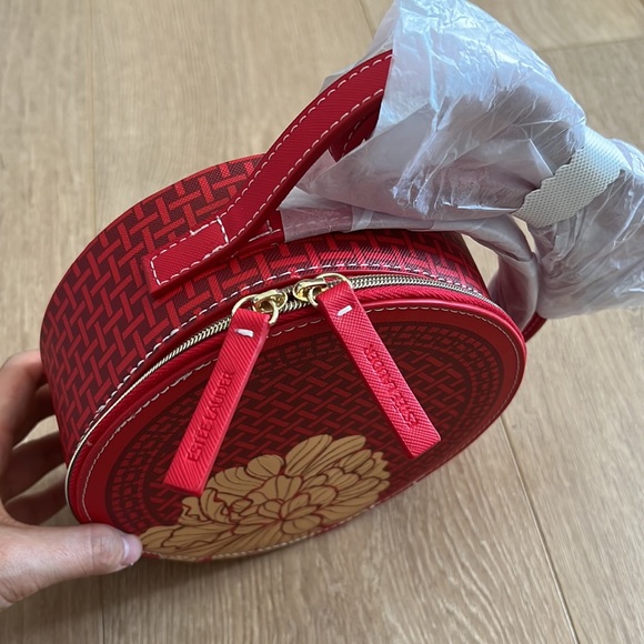 Estée Lauder cosmetic bag crossbody - Picture 3 of 4